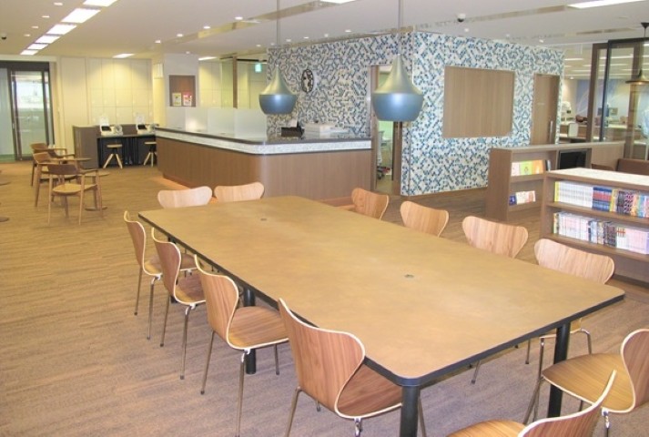 献血ルーム フェイス